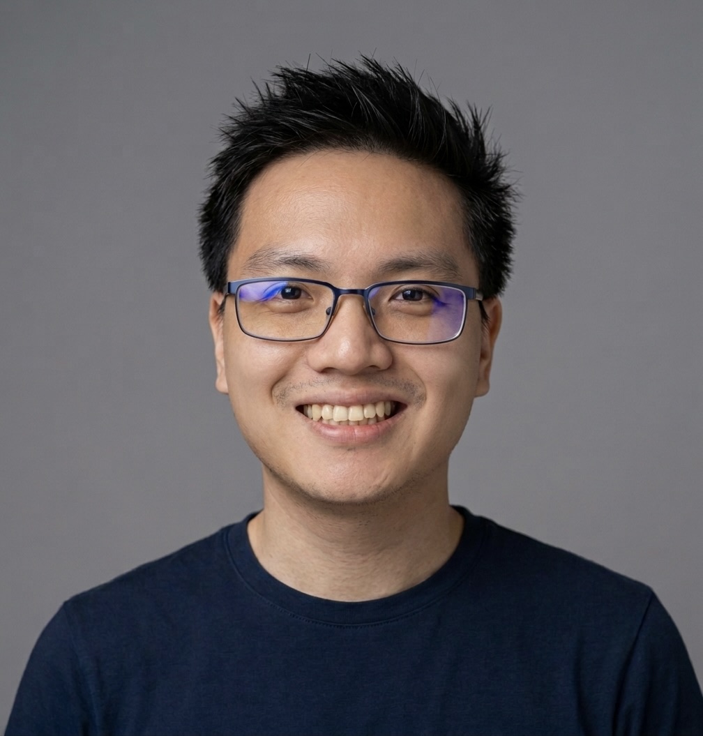 Headshot of Rowell Castro